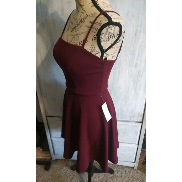 B darling Burgundy 3/4 Mini Dress Nwt  Boho Feminine Party - Picture 4 of 10